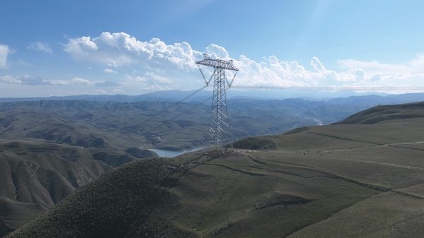 1精诚相助  将蓝图变为现实01.jpg